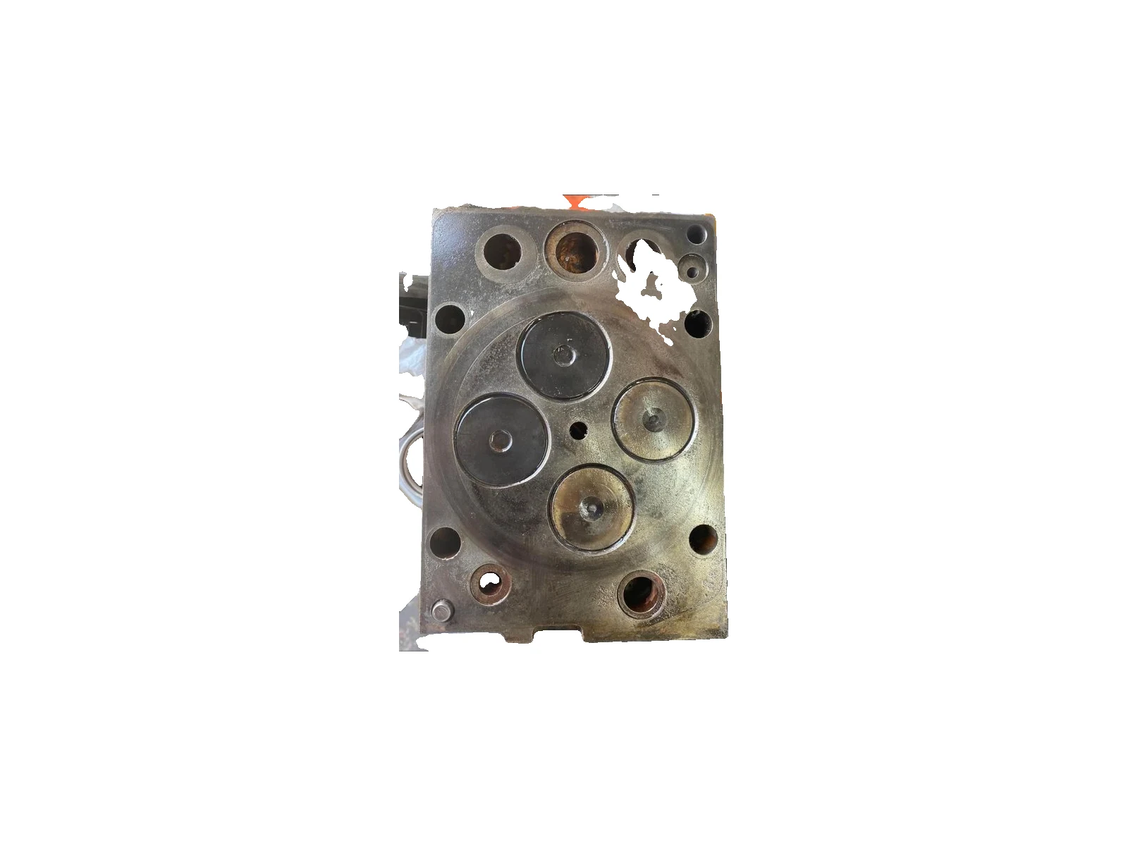 Diesel engine cylinder head (four-valve)